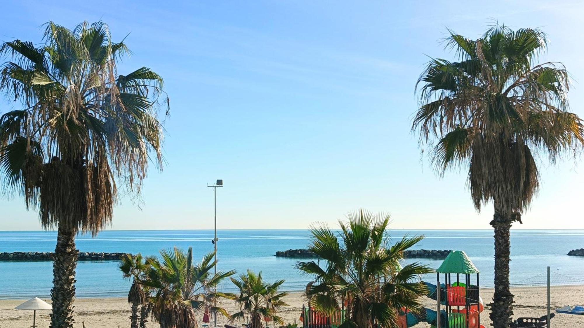 Lido Rooms & Apartments Lido di Fermo Eksteriør billede